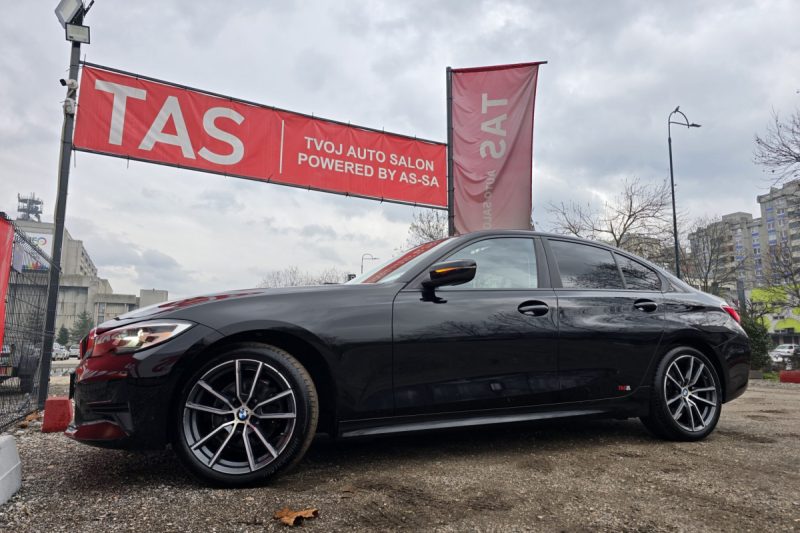 BMW 3-SERIES 320 D G20 XDRIVE 4X4 TIPTRONIK 190 KS / LED / ŠIBER / NAVI / KEYLESS GO / 2XPARKTRONIC slika 12