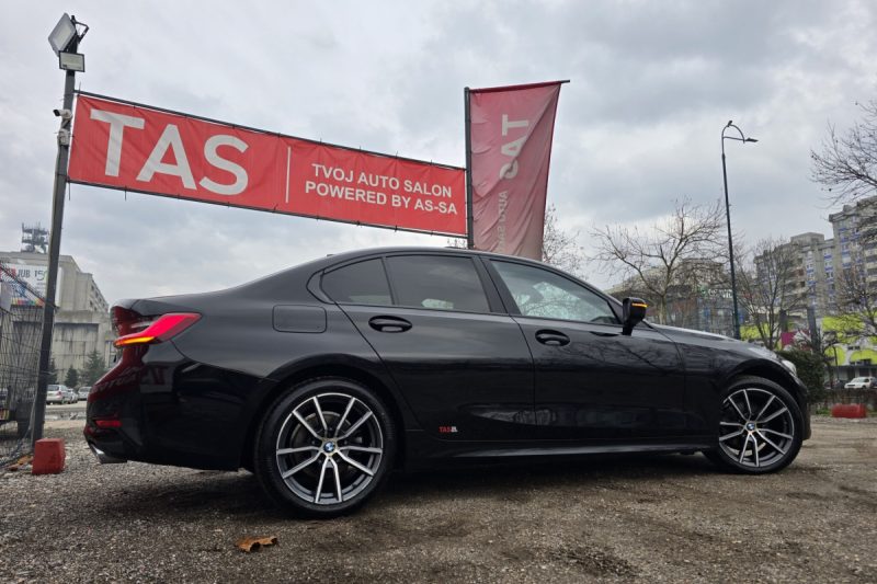 BMW 3-SERIES 320 D G20 XDRIVE 4X4 TIPTRONIK 190 KS / LED / ŠIBER / NAVI / KEYLESS GO / 2XPARKTRONIC slika 13