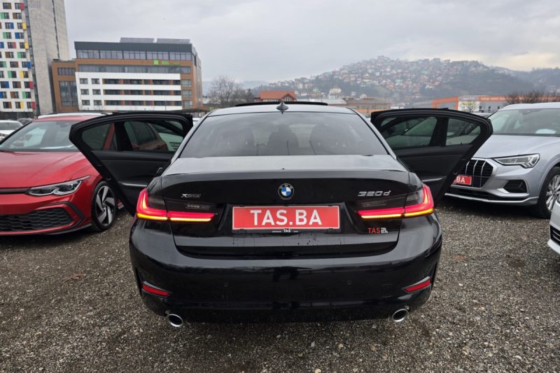 BMW 3-SERIES 320 D G20 XDRIVE 4X4 TIPTRONIK 190 KS / LED / ŠIBER / NAVI / KEYLESS GO / 2XPARKTRONIC slika 14