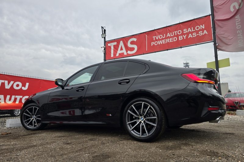 BMW 3-SERIES 320 D G20 XDRIVE 4X4 TIPTRONIK 190 KS / LED / ŠIBER / NAVI / KEYLESS GO / 2XPARKTRONIC slika 15