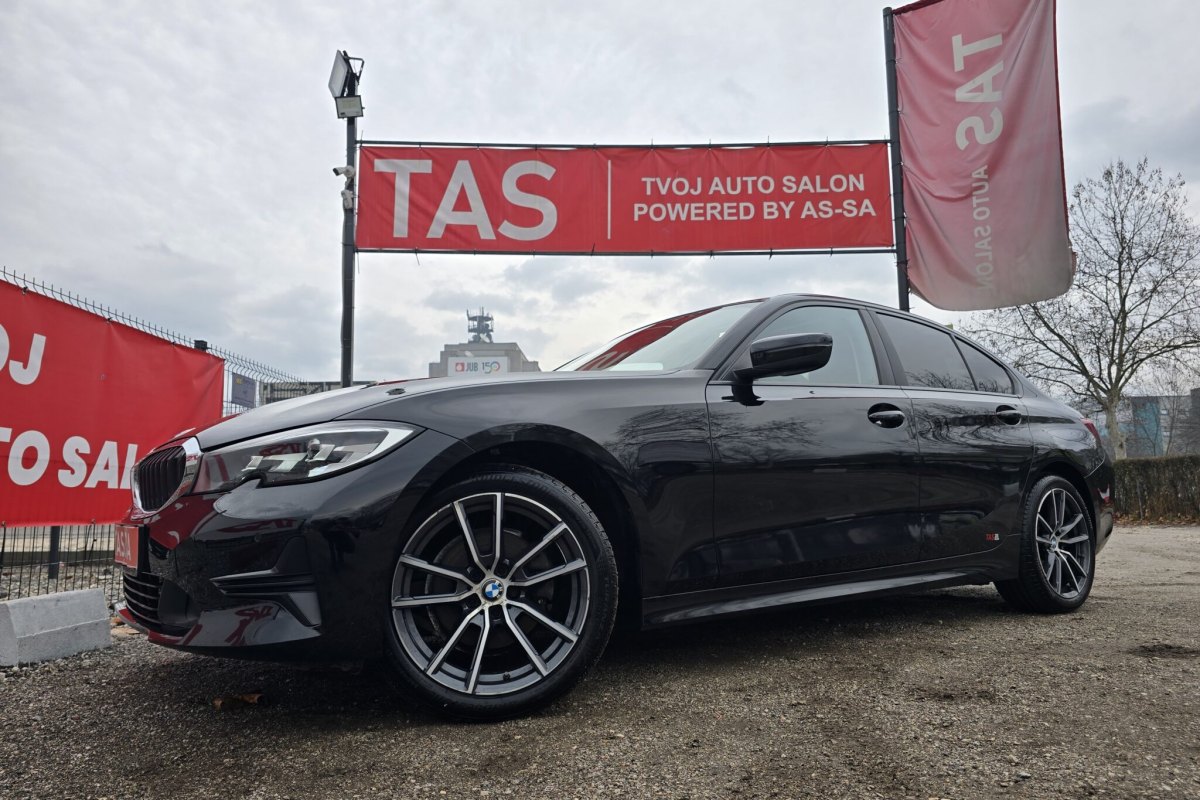 BMW 3-SERIES 320 D G20 XDRIVE 4X4 TIPTRONIK 190 KS / LED / ŠIBER / NAVI / KEYLESS GO / 2XPARKTRONIC