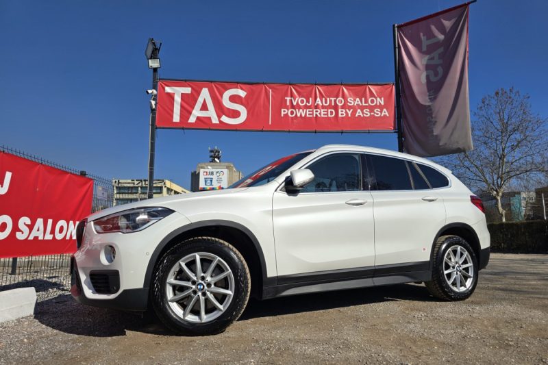 BMW X1 2.0D XDRIVE 190 KS STEPTRONIC / HEAD UP DISPLAY / KAMERA