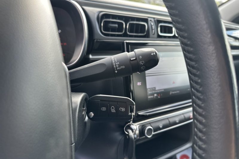 CITROEN C3 1.2 PURETECH AUTOMATIK 81 KW KAMERA, NAVI slika 16