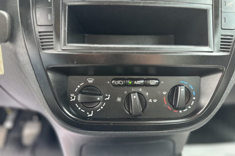 CITROEN C3 1.4 HDI -REGISTROVAN- slika 11
