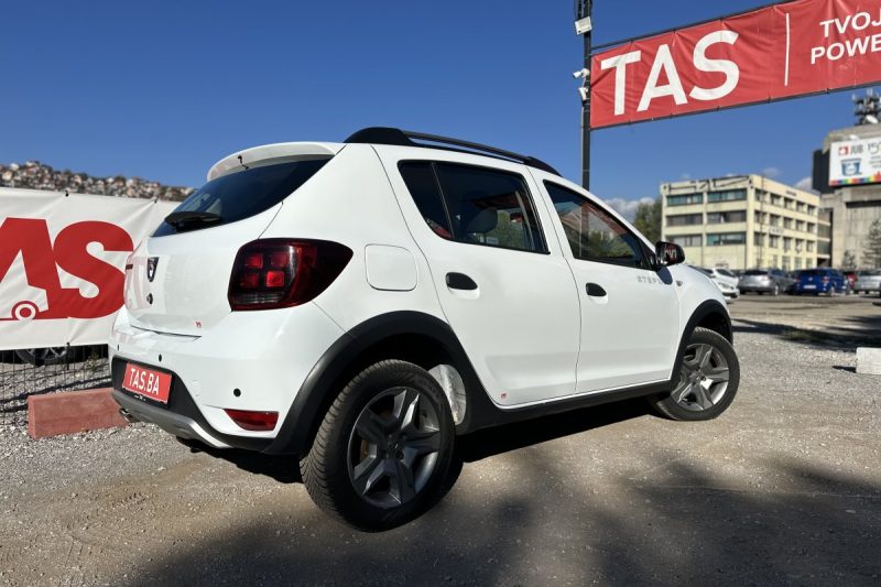 DACIA SANDERO 1.5 DCI STEPWAY slika 26