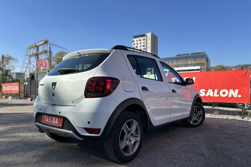 DACIA SANDERO 1.5 DCI STEPWAY slika 24