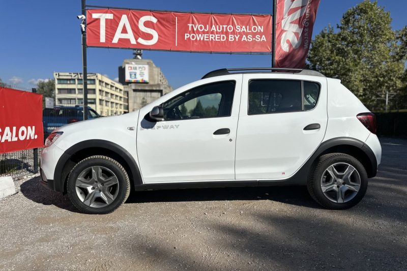 DACIA SANDERO 1.5 DCI STEPWAY slika 3