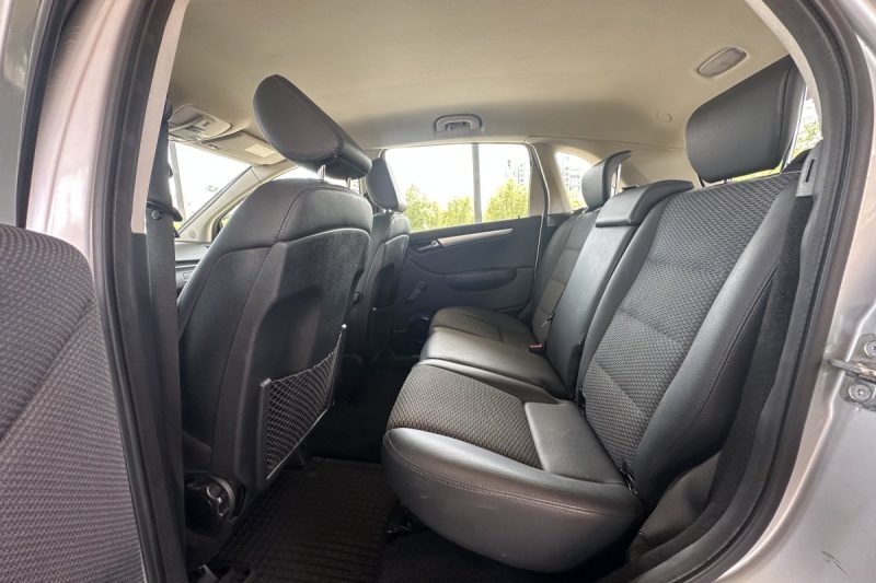 MERCEDES-BENZ B-CLASS 180 CDI 2.0 -REGISTROVAN- slika 6