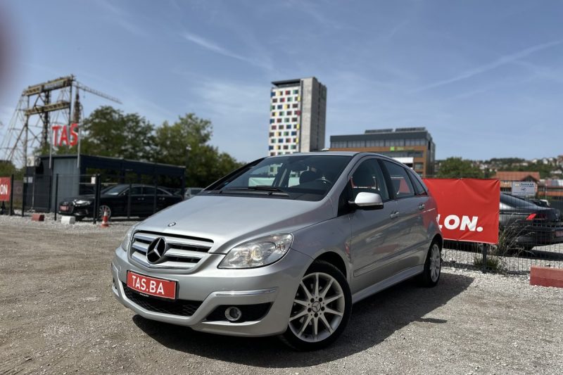 MERCEDES-BENZ B-CLASS 180 CDI 2.0 -REGISTROVAN- slika 20