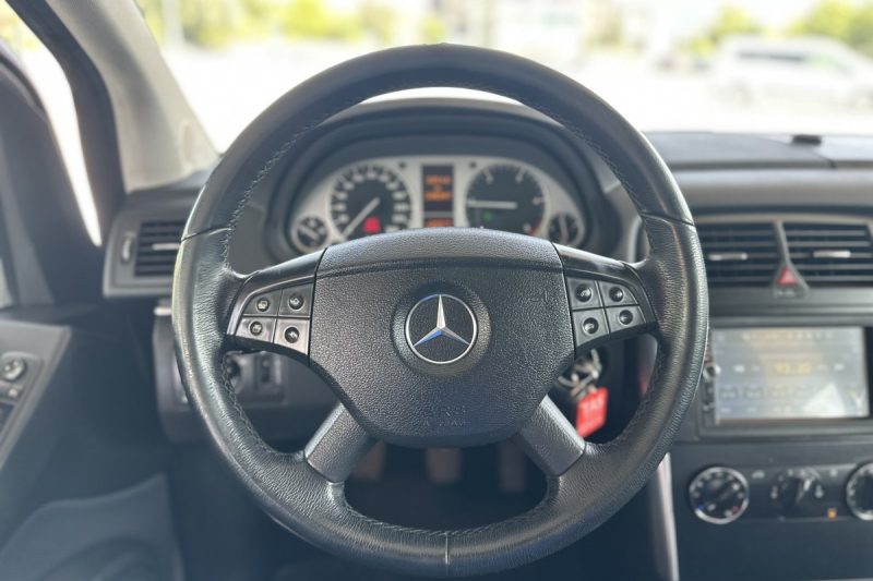 MERCEDES-BENZ B-CLASS 180 CDI 2.0 -REGISTROVAN- slika 8