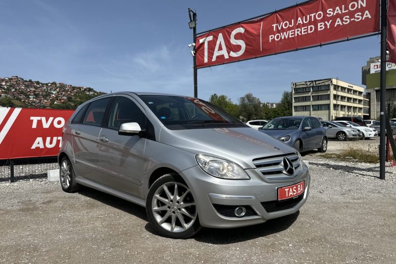 MERCEDES-BENZ B-CLASS 180 CDI 2.0 -REGISTROVAN- slika 18