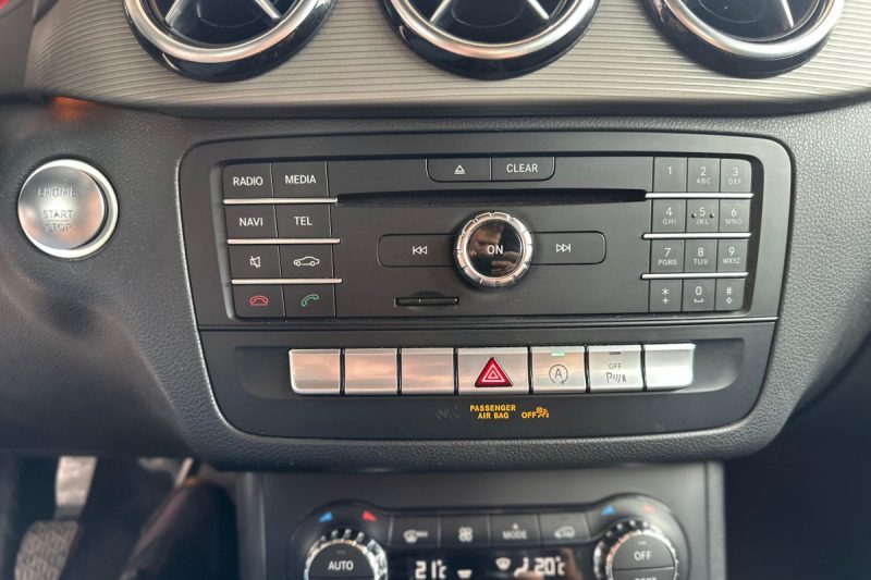 MERCEDES-BENZ B-CLASS 180D FULL LED -REGISTROAVN- slika 9