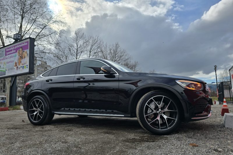 MERCEDES-BENZ GLC-CLASS GLC 220 COUPE 4MATIC 9G-TRONIC AMG LINE / MULTIBEAM LED / VIRTUAL slika 20