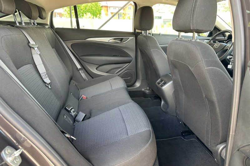 OPEL INSIGNIA GRAND SPORT AUTOMATIK INTELIILUX MATTIX slika 17