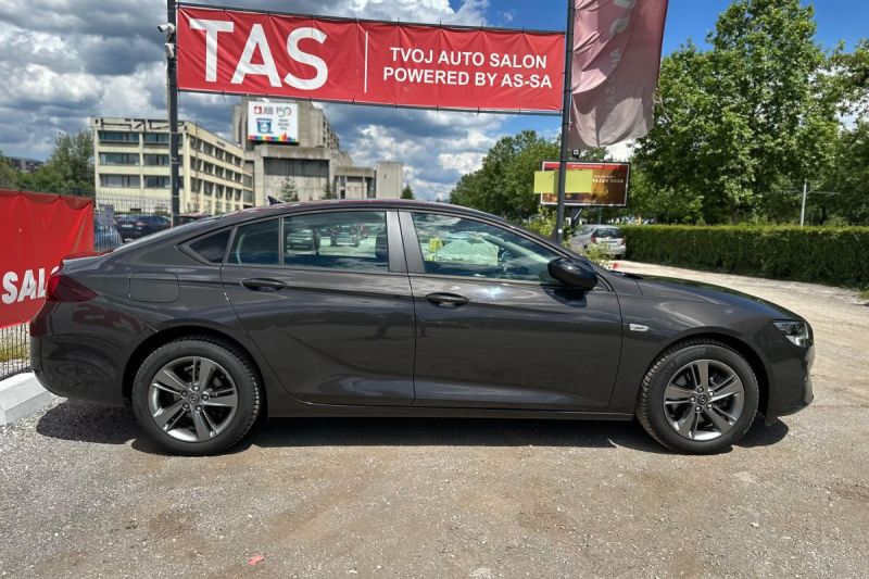 OPEL INSIGNIA GRAND SPORT AUTOMATIK INTELIILUX MATTIX slika 2