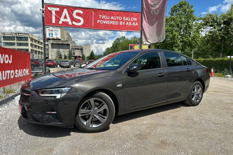 OPEL INSIGNIA GRAND SPORT AUTOMATIK INTELIILUX MATTIX