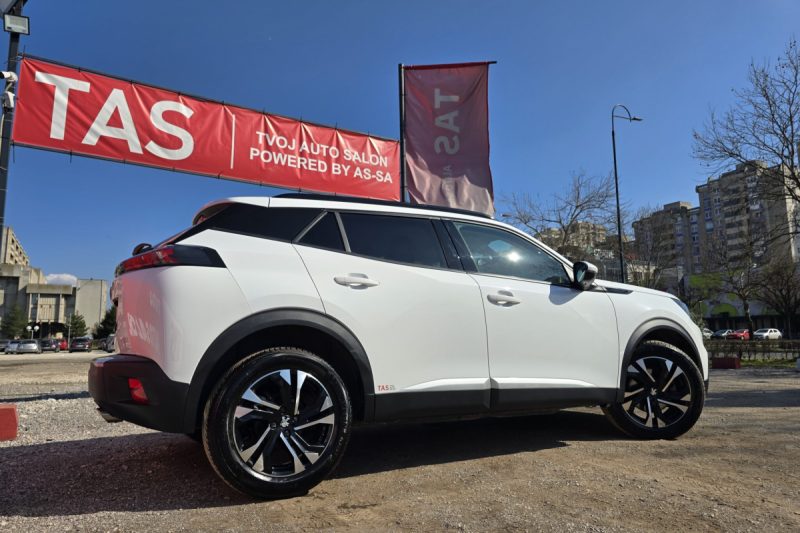 PEUGEOT 2008 1.5 ALLURE SPORT 130KS AUTOMATIK BLUEHDI -FULL LED- TAS - TVOJ AUTO SALON slika 13
