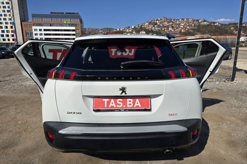 PEUGEOT 2008 1.5 ALLURE SPORT 130KS AUTOMATIK BLUEHDI -FULL LED- TAS - TVOJ AUTO SALON slika 20