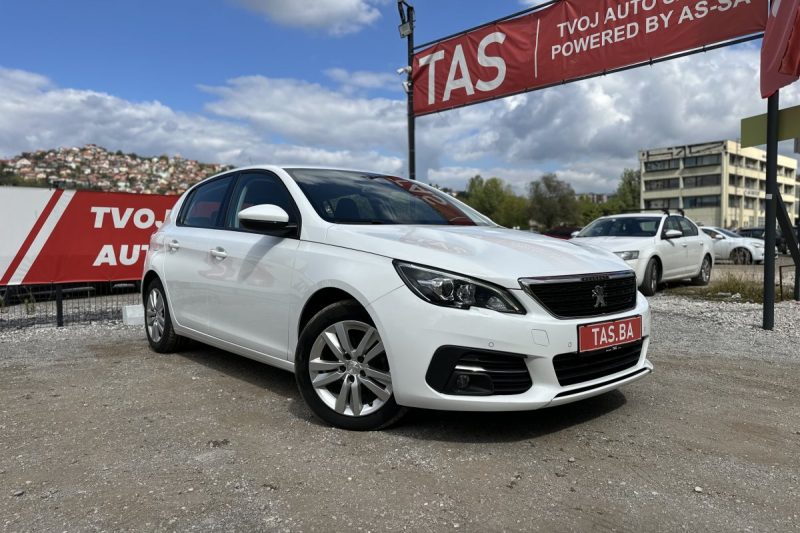 PEUGEOT 308 1.5 BLUEHDI 130KS NAVI slika 20