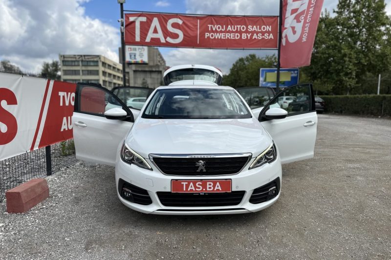 PEUGEOT 308 1.5 BLUEHDI 130KS NAVI slika 4