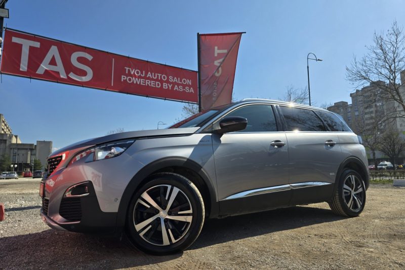 PEUGEOT 5008 GT LINE 1.5 BLUEHDI 7 SJEDIŠTA / TIPTRONIC / VIRTUAL COCKPIT / KAMERA / NAVI / KEYLESS GO / FULL LED slika 17