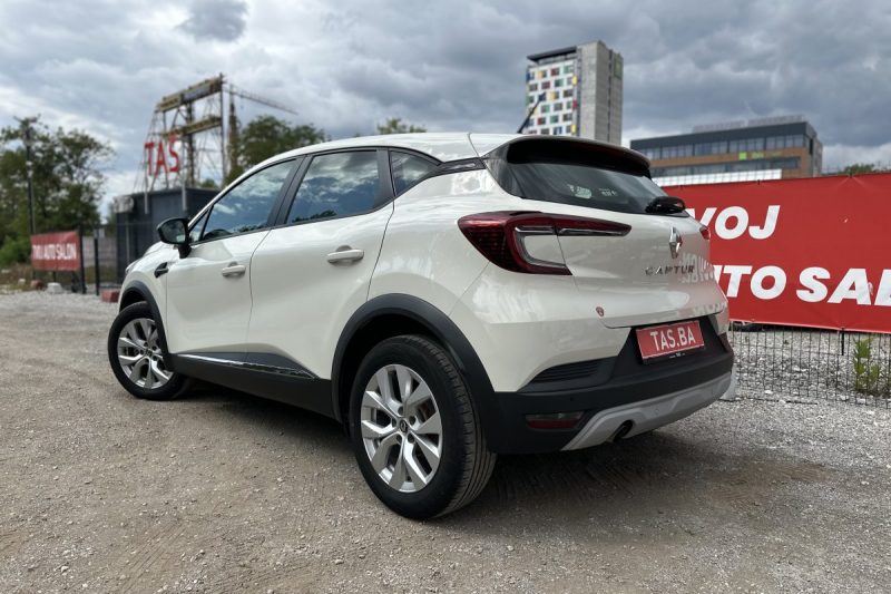 RENAULT CAPTUR 1.5 DCI BUSINESS PURE VISION LED NOVI MODEL slika 27