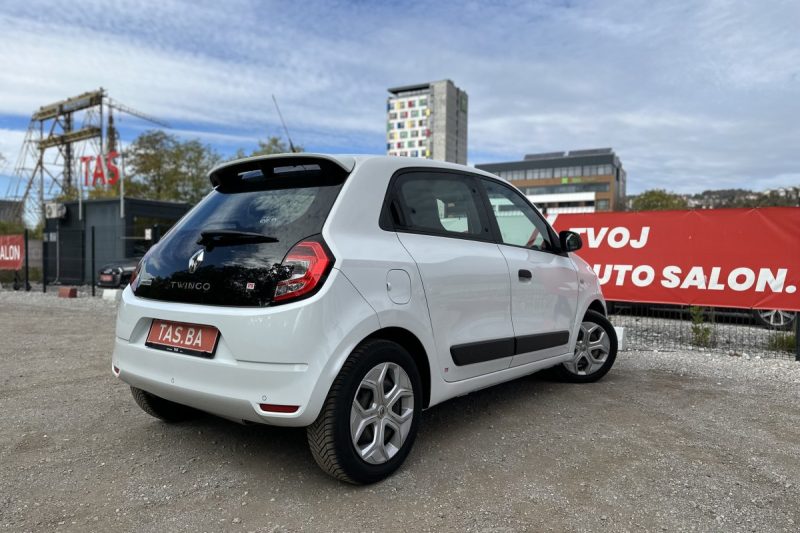 RENAULT TWINGO ZEN 1.0 slika 26