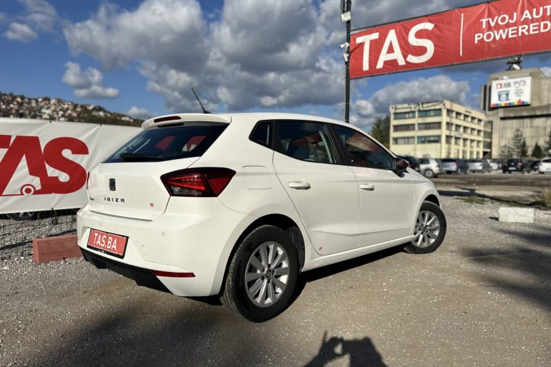SEAT IBIZA 1.6 TDI DSG slika 25