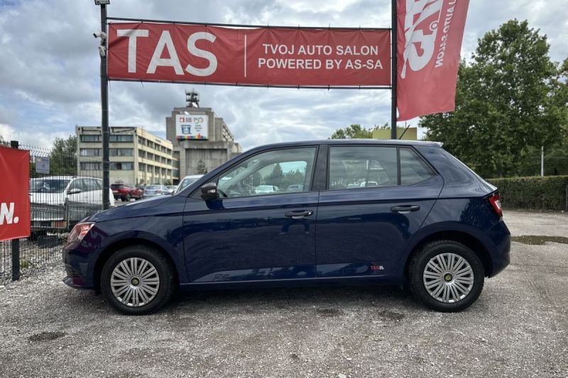 SKODA FABIA 1.0 MPI 2015 87.601 PREĐENIH KILOMETARA slika 3