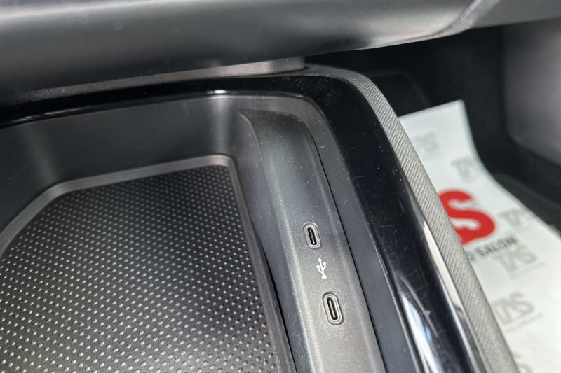 SKODA KAMIQ 1.6 TDI 2020 FULL-LED, NAVIGACIJA slika 11