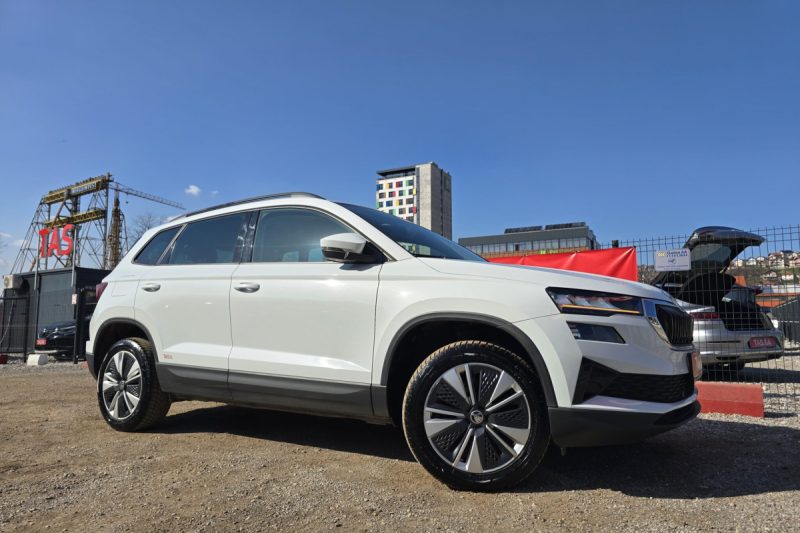 SKODA KAROQ 2.0 DSG-TIPTRONIK 2022 FULL LED -FACELIFT- TAS - TVOJ AUTO SALON slika 16