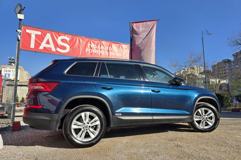 SKODA KODIAQ 2.0 TDI 4X4 DSG 150KS FULL-LED ACC / NAVI / KAMERA / KEYLESS GO / MRTVI KUT slika 13
