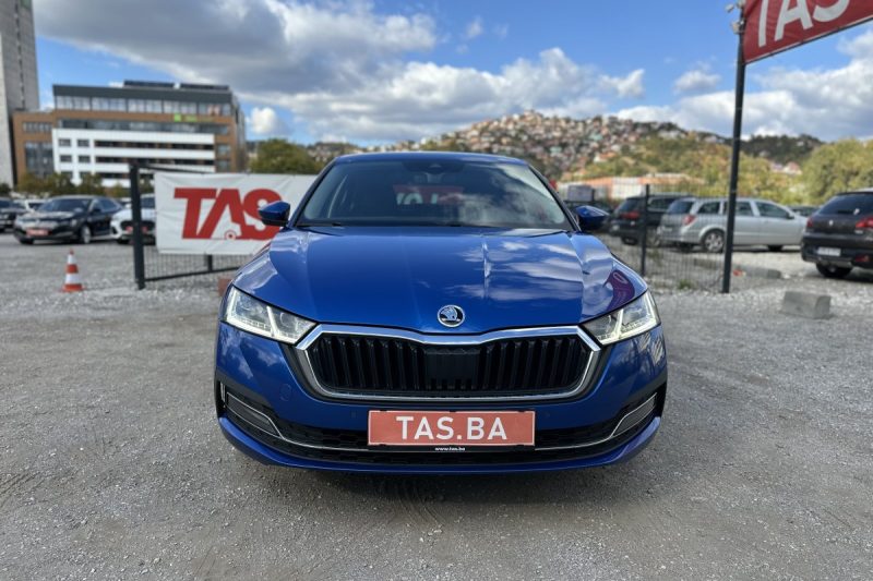 SKODA OCTAVIA 2.0 TDI DSG STYLE VIRTUAL 150 KS slika 25