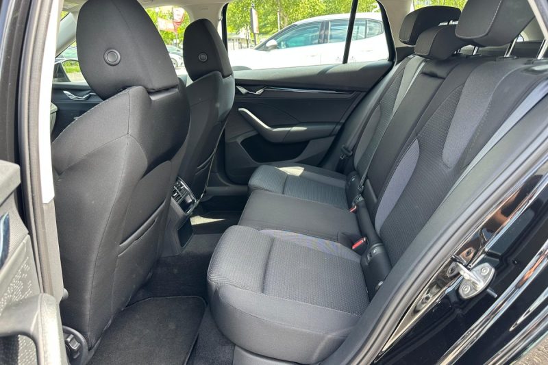 SKODA OCTAVIA 2.0 TDI DSG VIRTUAL NOVI MODEL slika 6