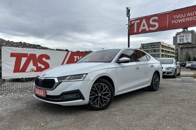 SKODA OCTAVIA 2.0 TDI VIRTUAL LED NAVIGACIJA slika 32