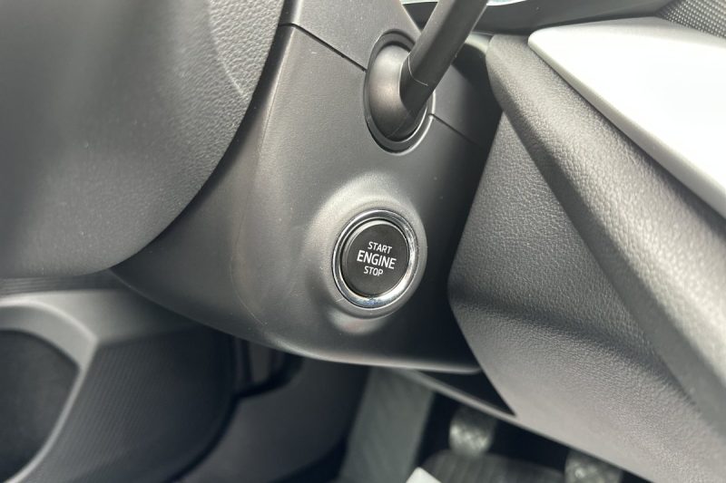 SKODA OCTAVIA 2.0 TDI VIRTUAL LED NAVIGACIJA slika 18