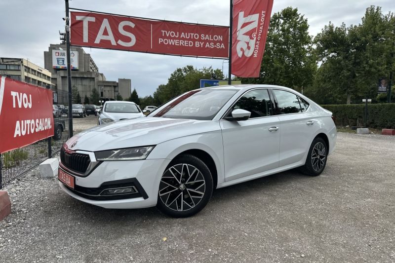 SKODA OCTAVIA 2.0 TDI VIRTUAL LED NAVIGACIJA