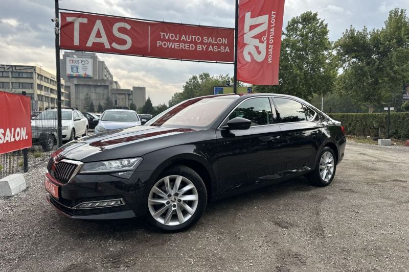 SKODA SUPERB STYLE 2.0 TDI DSG 4X4 200KS / VIRTUAL LED KAMERA
