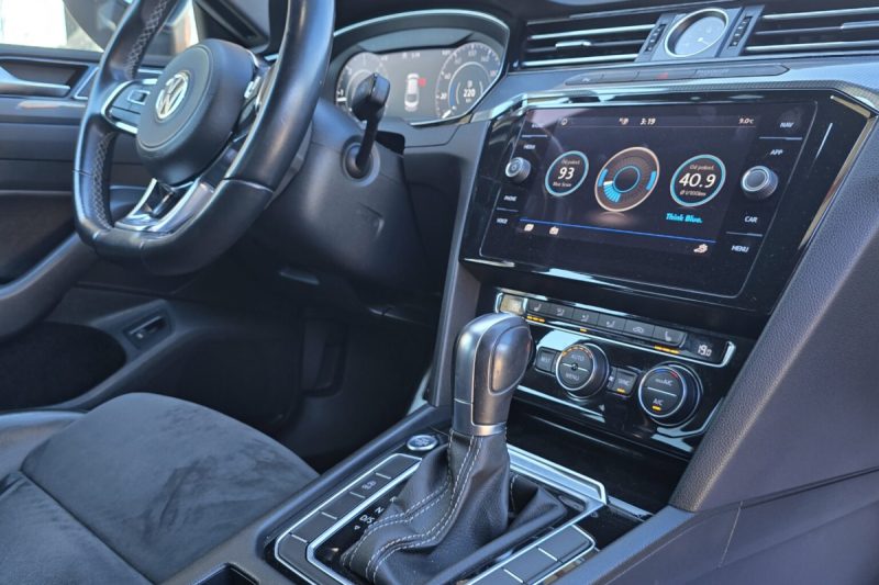 VOLKSWAGEN ARTEON 2.0 TDI DSG R-LINE 190KS VIRTUAL COCKPIT FULL LED slika 7