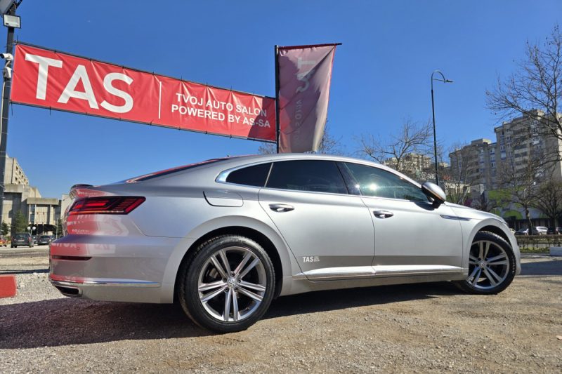 VOLKSWAGEN ARTEON 2.0 TDI DSG R-LINE 190KS VIRTUAL COCKPIT FULL LED slika 13