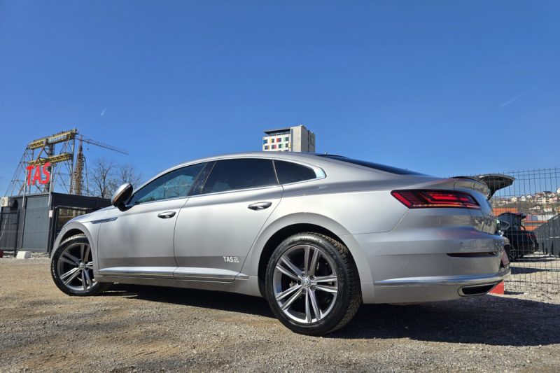 VOLKSWAGEN ARTEON 2.0 TDI DSG R-LINE 190KS VIRTUAL COCKPIT FULL LED slika 19