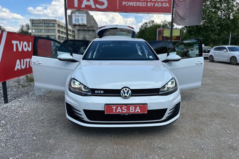 VOLKSWAGEN GOLF GTD 2.0 TDI DSG 135KW 2017 -LED- slika 4