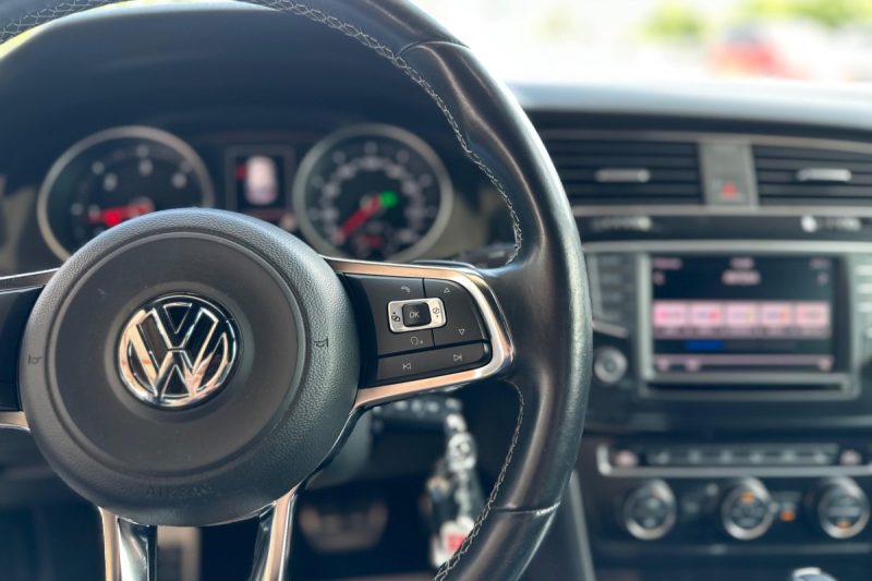 VOLKSWAGEN GOLF GTD 2.0 TDI DSG 135KW 2017 -LED- slika 9