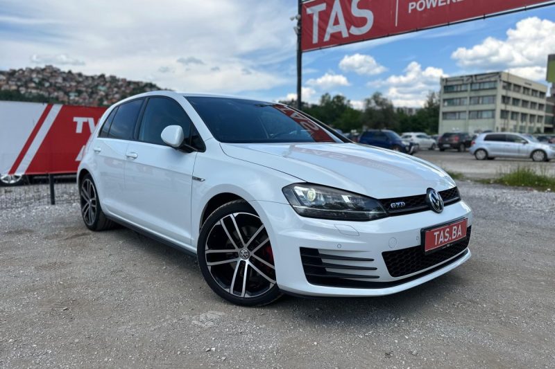 VOLKSWAGEN GOLF GTD 2.0 TDI DSG 135KW 2017 -LED- slika 18