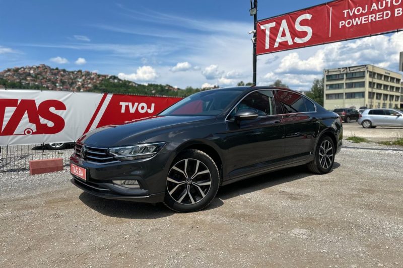 VOLKSWAGEN PASSAT 2.0 TDI DSG BUSINESS LINE LED 150KS slika 27
