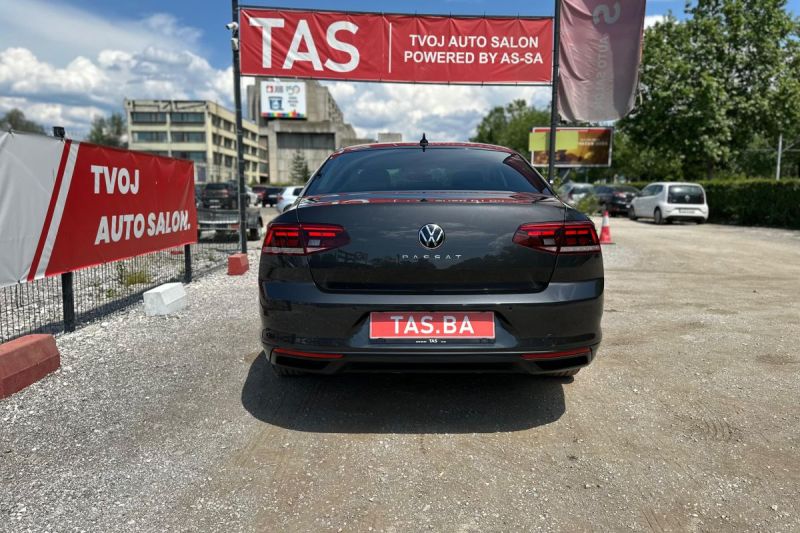 VOLKSWAGEN PASSAT 2.0 TDI DSG BUSINESS LINE LED 150KS slika 25