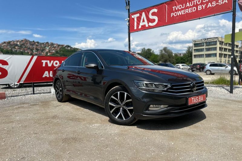 VOLKSWAGEN PASSAT 2.0 TDI DSG BUSINESS LINE LED 150KS slika 22