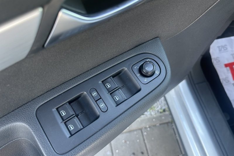 VOLKSWAGEN SHARAN 2.0 TDI 7 SJEDIŠTA 150 KS slika 15