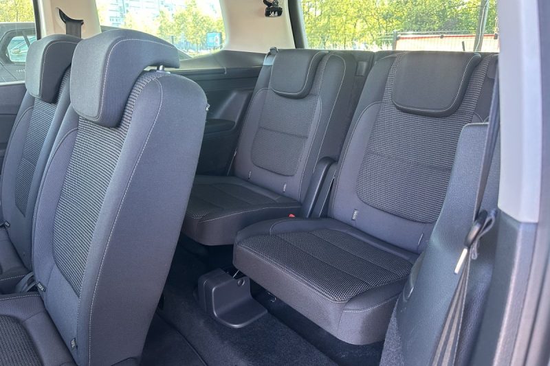 VOLKSWAGEN SHARAN 2.0 TDI 7 SJEDIŠTA 150 KS slika 7