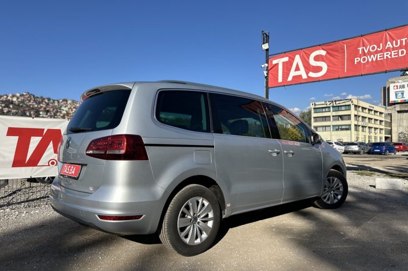 VOLKSWAGEN SHARAN 2.0 TDI 7 SJEDIŠTA 150 KS slika 29